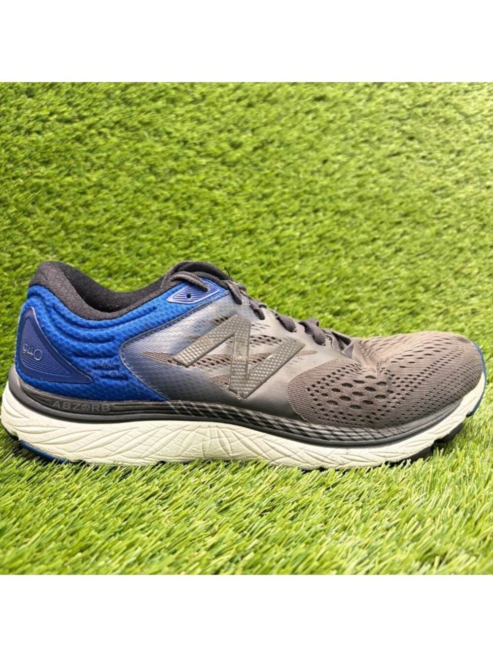 New Balance 940v4 Mens Size 8.5 Gray Marine Blue Athletic Running Shoes Sneakers
